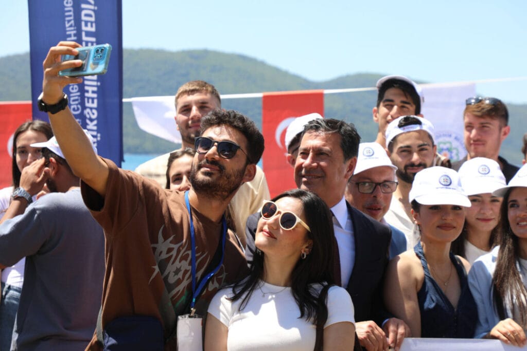 Muğla’da gençlik meclisi kuruluyor: Söz gençlerde