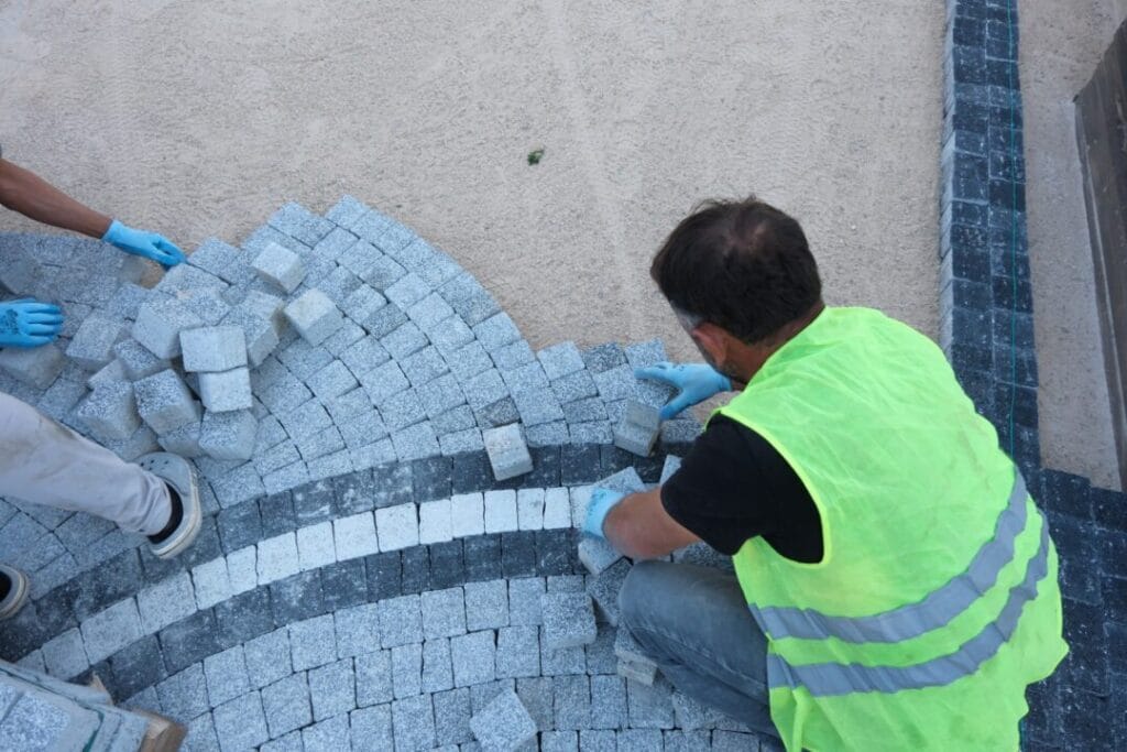 Yalikavak Plaj Caddesinde 2. Etap Calismalari Basladi 13