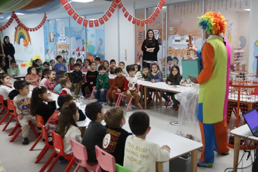 Buyuksehir Miniklere Geri Donusum Bilinci Asiliyor 4