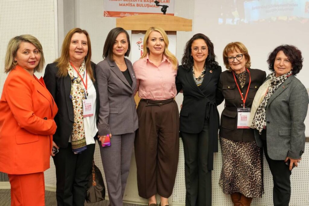 5.Kadın Belediye Başkanları Toplantısı Durbay Anısına Yapıldı 1